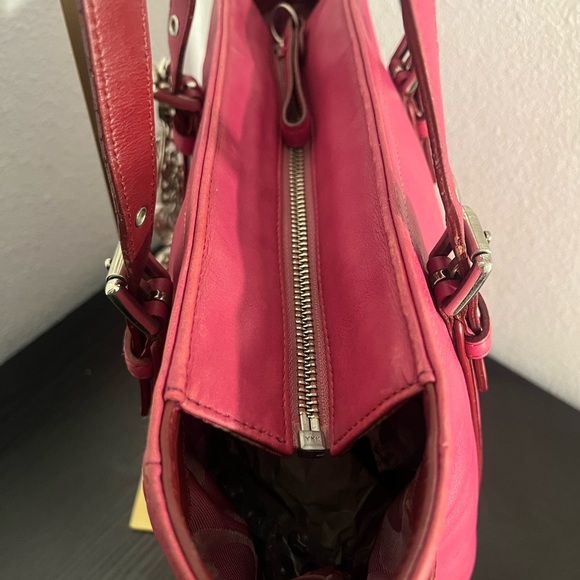 💖 Y2K (2005) Coach Fuchsia Leather Tote Bag - Picture 7 of 14